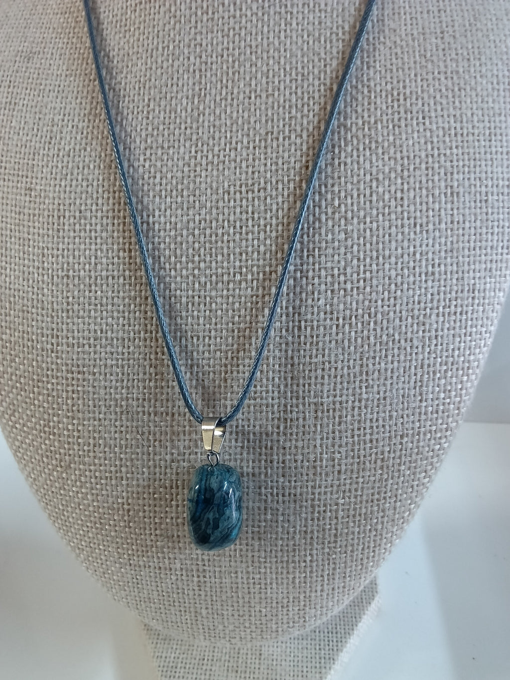 Cord Crystal Stone Necklace